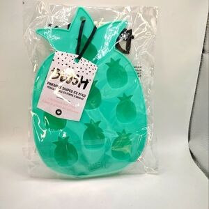 💥 3/$20 Pineapple Shaped Ice Mold!